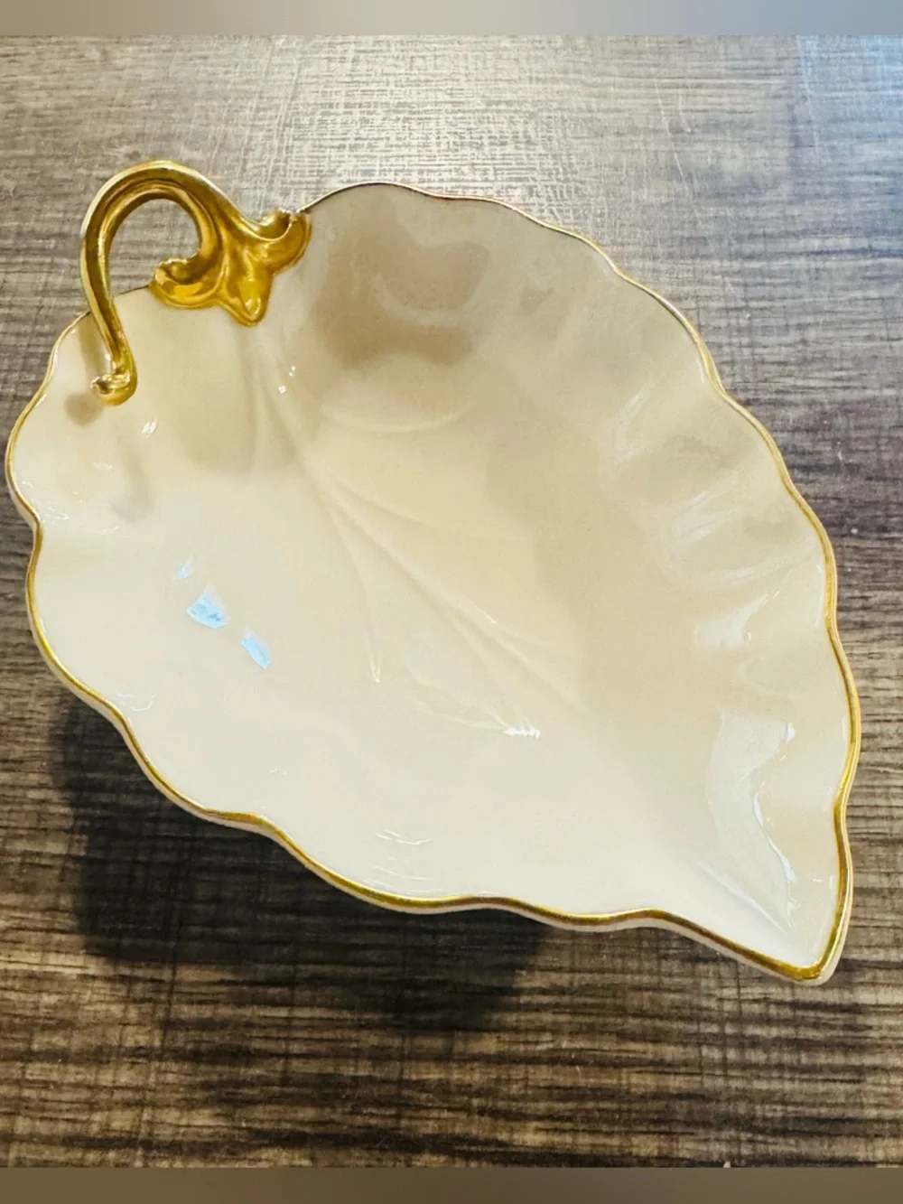 Lenox Vintage Leaf Dish 24K Gold Trim Ivory Trinket Dish - Picture 2 of 8